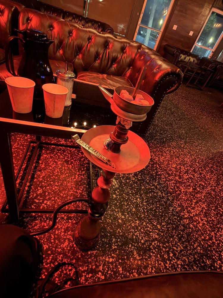 Cloudz Hookah Lounge Logo