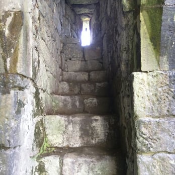 Crookston Castle - Castles Near Me - Glasgow, GLG