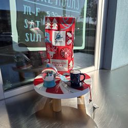 Caribou Coffee - Cute holiday options