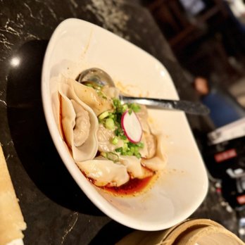 Din Tai Fung - Chicken Spicy Wontons (8 each) - Shanghainese Near Me - Glendale, California Din Tai Fung - Chicken Spicy Wontons (8 each) - Shanghainese Near Me - Glendale, California