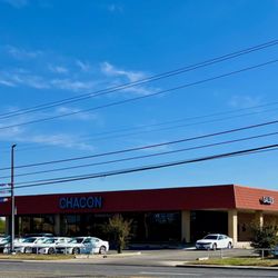 Chacon Autos - Chacon Autos San Antonio building exterior