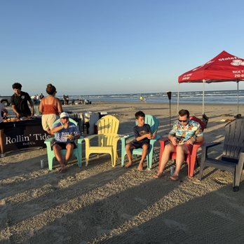 Rollin' Tide Boil - New American Near Me - Port Aransas, Texas Rollin' Tide Boil - New American Near Me - Port Aransas, Texas