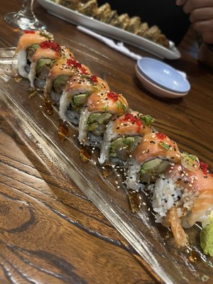 Thai 5 & Sushi Bar by null