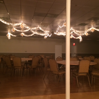 Elks Lodge #1189 - Extra seating - Community Service/Non-Profit Near Me - Oregon City, Oregon