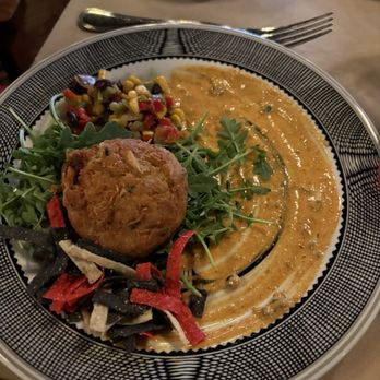 El Tovar Dining Room - Crab cake - American Near Me - Grand Canyon, Arizona