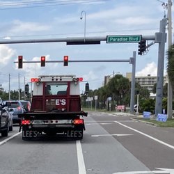 Lee's Towing & Recovery - Lees truck, prior to this intersection the while line is a bike lane, irregardless of bike lane or not 3ft space passing is required!