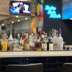 Chip Shots - Cool vibe and environment, very welcoming,