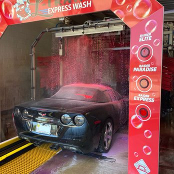 L Train Express Wash - C6 Corvette getting washed - Car Wash Near Me - Lumberton, Texas