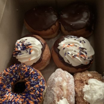Paula's Donuts - Donuts Near Me - West Seneca, New York