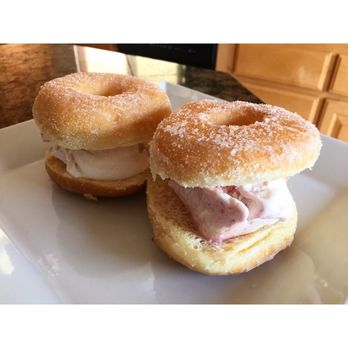 Gilroy Donut House - When your donut and ice cream craving is strong! - Donuts Near Me - Gilroy, California Gilroy Donut House - When your donut and ice cream craving is strong! - Donuts Near Me - Gilroy, California