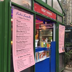 Frida's Favorites - Cute stand in Bryant park
