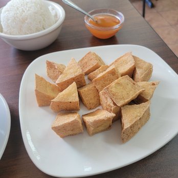 Little Thai Kitchen - Crispy Tofu and plum sauce - Thai Near Me - Spring Valley, California Little Thai Kitchen - Crispy Tofu and plum sauce - Thai Near Me - Spring Valley, California