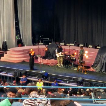 Shoreline Amphitheatre - La Roux - Venues & Event Spaces Near Me - Mountain View, California Shoreline Amphitheatre - La Roux - Venues & Event Spaces Near Me - Mountain View, California