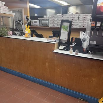 Gateway Pizza - Counter - Pizza Near Me - Columbia, Maryland Gateway Pizza - Counter - Pizza Near Me - Columbia, Maryland