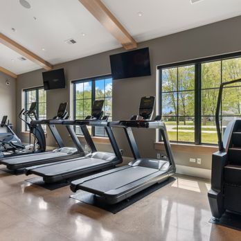 The Belvedere Apartments - Stairmaster, bikes & treadmills - Apartments Near Me - Naperville, Illinois The Belvedere Apartments - Stairmaster, bikes & treadmills - Apartments Near Me - Naperville, Illinois