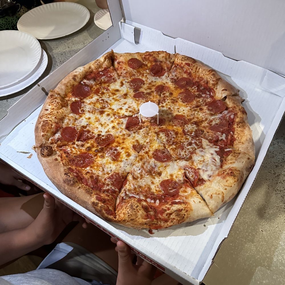 Frank's Pizza - Pipping Hot, Fresh & Ready - Pizza Near Me - Houston, Texas