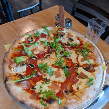 Amedeo - Pizza Near Me - Las Vegas, Nevada