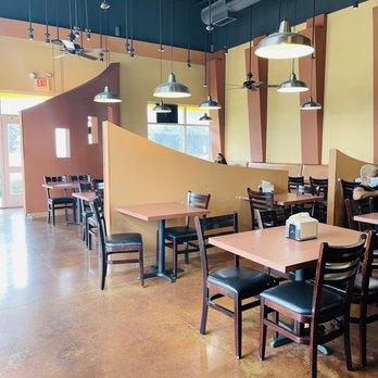 Simply Burgers - Sitting Area - Hot Dogs Near Me - Mansfield, Texas Simply Burgers - Sitting Area - Hot Dogs Near Me - Mansfield, Texas