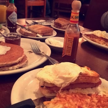 Russell's - American Near Me - Pasadena, California