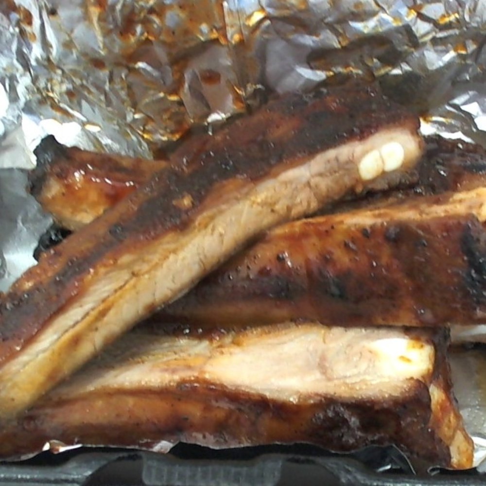 Kinder's Meats Deli BBQ - Half rack of BBQ spare ribs to go from Kinders!  Six big pieces of meaty, smoky, deliciousness!! - Barbeque Near Me - Chico, California