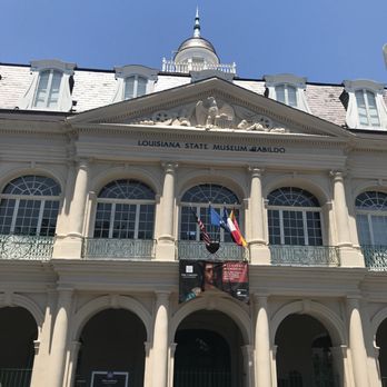 Jackson Square - The Cabildo - Parks Near Me - New Orleans, Louisiana Jackson Square - The Cabildo - Parks Near Me - New Orleans, Louisiana