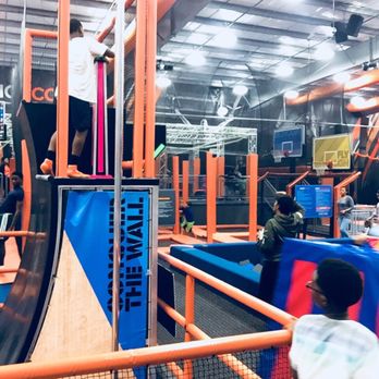 Sky Zone Trampoline Park - Trampoline Parks Near Me - Metairie, Louisiana Sky Zone Trampoline Park - Trampoline Parks Near Me - Metairie, Louisiana
