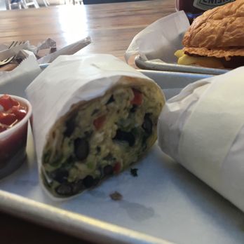 Undergrind Cafe - Spanish lover burrito - Cafes Near Me - Los Angeles, California