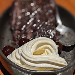 Bar Louie - Stonebridge - Chocolate cake
