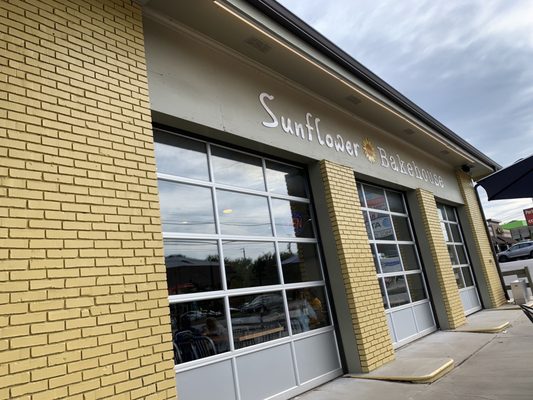 Sunflower Bakehouse by null