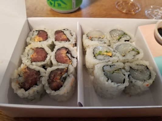 DK Sushi by null