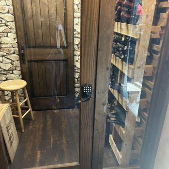 V's Italiano Ristorante - Wine cellar - Italian Near Me - Independence, Missouri V's Italiano Ristorante - Wine cellar - Italian Near Me - Independence, Missouri