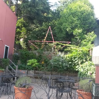 Madhouse Coffee - Outdoor seating - Coffee & Tea Near Me - Brisbane, California Madhouse Coffee - Outdoor seating - Coffee & Tea Near Me - Brisbane, California