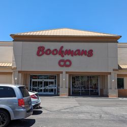 Bookmans Entertainment Exchange - New Bookman's location in Tucson at Stone and River.