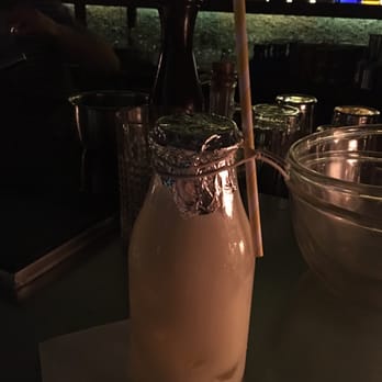 Cinco Lounge - Hakka - for those with a sweet tooth - Cocktail Bars Near Me - Lisbon, 11