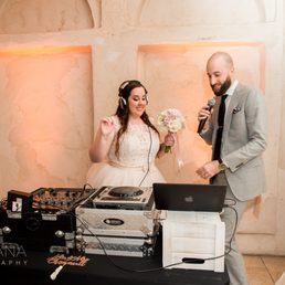 Our DJ (Brad) called me up to the front and had me DJ for a minute! With his help, thankfully. ;) Photo by www.LanaFoto.com Our DJ (Brad) called me up to the front and had me DJ for a minute! With his help, thankfully. ;) Photo by www.LanaFoto.com