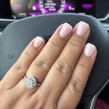 5 Gold Nails - Nail Salons Near Me - Valrico, Florida