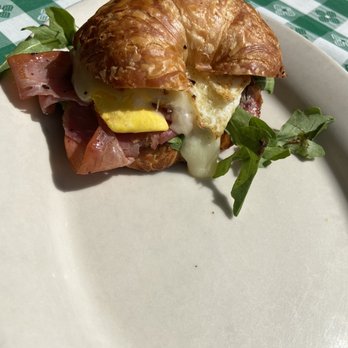 Lou's Restaurant & Bakery - American Near Me - Hanover, New Hampshire