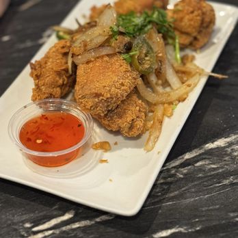 Pho Momma - Chicken wings with salt and pepper - Noodles Near Me - Sacramento, California Pho Momma - Chicken wings with salt and pepper - Noodles Near Me - Sacramento, California