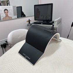 Salt+Honey Spa - LED light therapy with LightStim