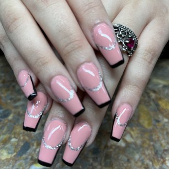 Amanda's Nails - Nail Salons Near Me - San Antonio, Texas