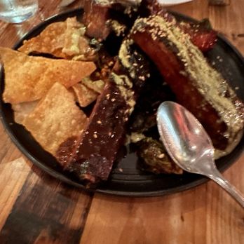 Elliot's Table - New American Near Me - Houston, Texas