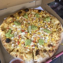 Famoso Pizzeria - Don Andreas Pizza
