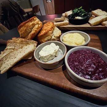 Café Momentum - Pittsburgh - Butter board - Community Service/Non-Profit Near Me - Pittsburgh, Pennsylvania