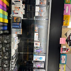 GAS PLUS SMOKE AND VAPE SHOP
