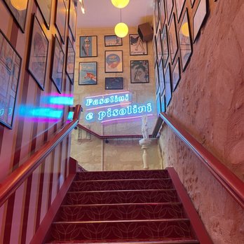Osteria Palatino - Decor to second floor - Italian Near Me - Bordeaux, 33