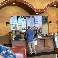 La Unica - Ordering at the counter