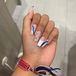 Nail Kingdom - Evil eye nail design