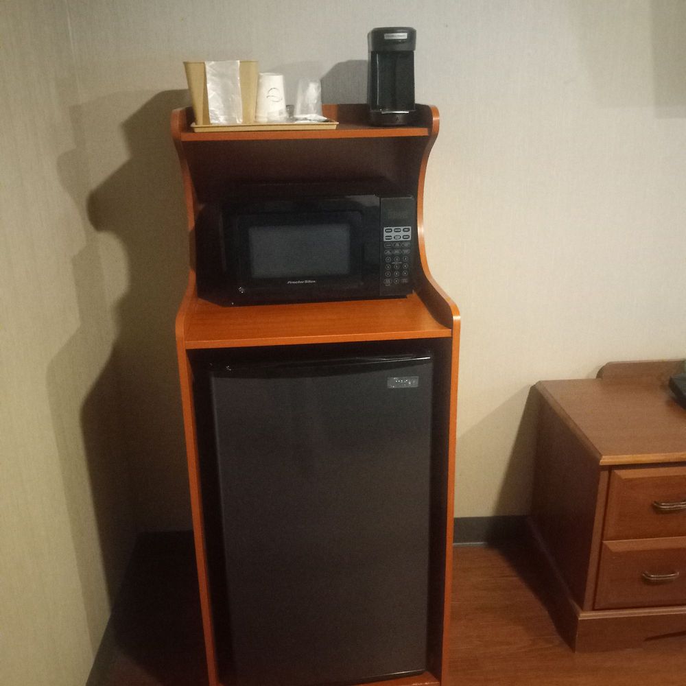 Magnuson Grand Hotel - wedding in New Cumberland, PA