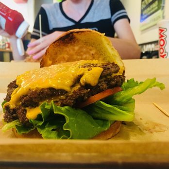 MOOYAH Burgers, Fries & Shakes - Burgers Near Me - Irvine, California