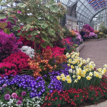 Garfield Park - Parks Near Me - Chicago, Illinois